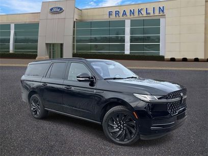 New 2025 Lincoln Navigator L Reserve w/ Jet Appearance Package