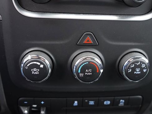 Used 2018 RAM 2500 Tradesman w/ Chrome Appearance Group image 24