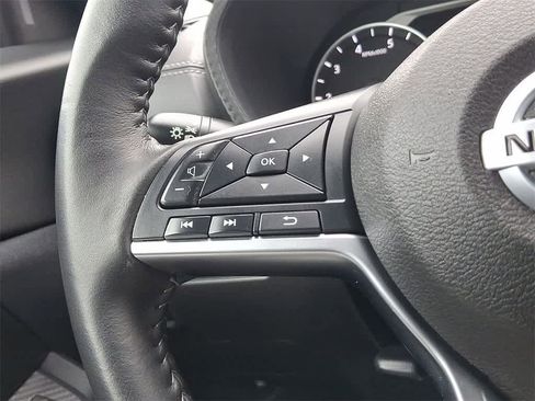 Used 2022 Nissan Sentra SV w/ Trunk Package image 17