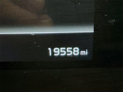Used 2023 Kia Sportage EX image 19