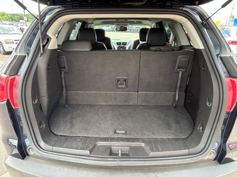 Used 2012 Chevrolet Traverse LT w/ LPO, 'HIT The Road' Package AWD/4WD image 18