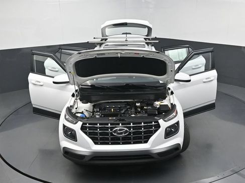 Used 2023 Hyundai Venue SEL w/ Cargo Package FWD image 38