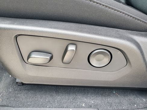 New 2026 Chevrolet Colorado W/T w/ WT Custom Package AWD/4WD image 6