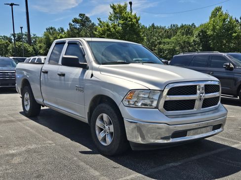 Used 2017 RAM 1500 Tradesman w/ Popular Equipment Group RWD image 2