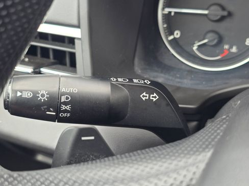 Used 2022 Mitsubishi Outlander ES AWD/4WD image 22