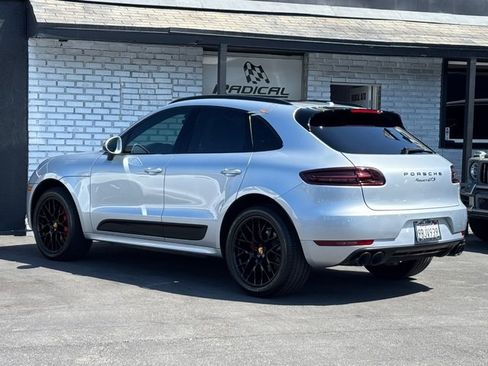 Used 2018 Porsche Macan GTS AWD/4WD image 23