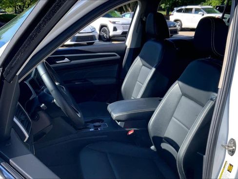 Used 2023 Volkswagen Atlas SE AWD/4WD image 8