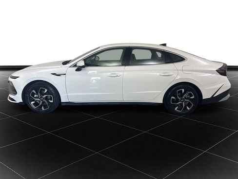 Used 2025 Hyundai Sonata SEL image 2