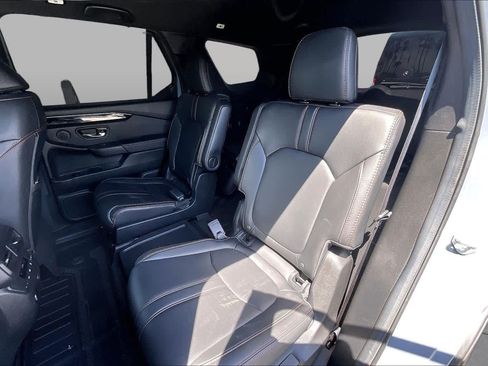 Used 2024 Honda Pilot TrailSport image 20