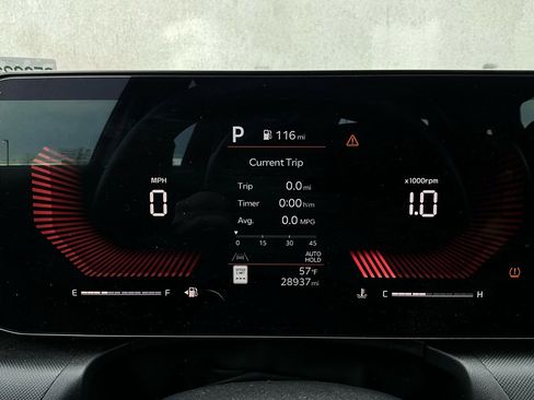 Used 2025 Kia K4 LXS image 38