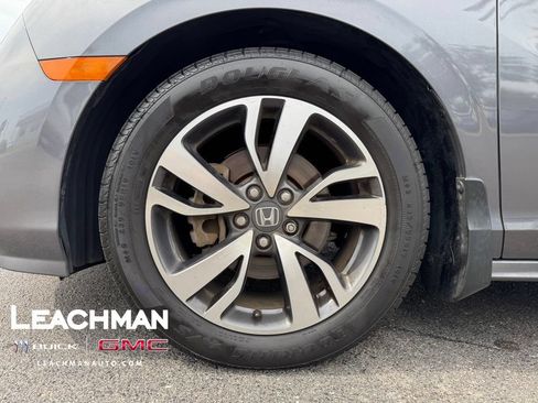 Used 2023 Honda Odyssey Touring image 8