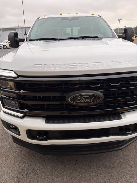 Used 2024 Ford F350 Lariat w/ Black Appearance Package AWD/4WD image 2