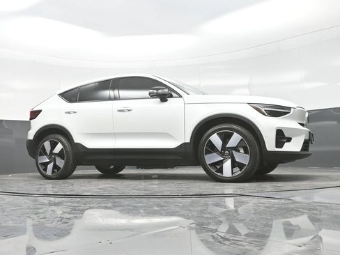 Used 2023 Volvo C40 P8 Recharge Ultimate w/ Protection Package Premier AWD/4WD image 28