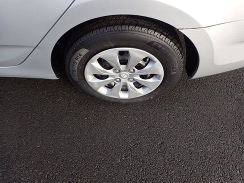 Used 2016 Hyundai Accent SE FWD image 22