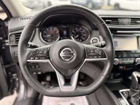 Used 2017 Nissan Rogue SL AWD/4WD image 18