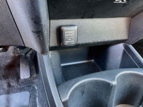 Used 2013 Honda Fit image 29