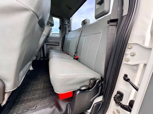 Used 2016 Ford F250 XL w/ Power Equipment Group AWD/4WD image 15