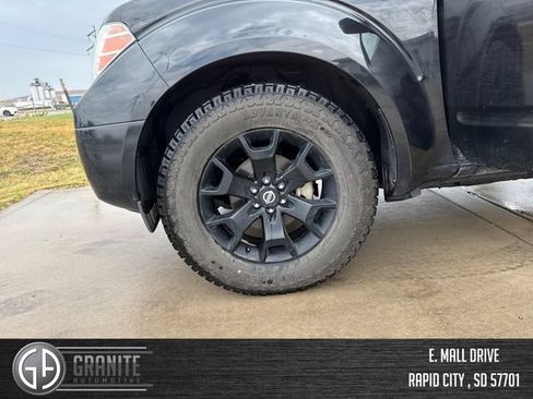 Used 2021 Nissan Frontier SV w/ Midnight Edition Floor Mats AWD/4WD image 25