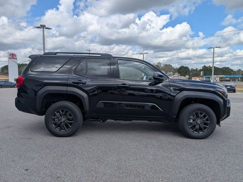 New 2026 Toyota 4Runner SR5 image 6