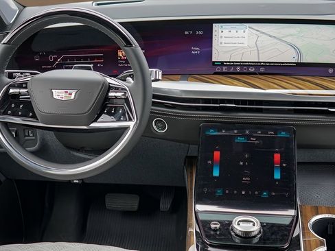 New 2026 Cadillac Escalade Platinum Sport w/ LPO, Floor Liner Package AWD/4WD image 24