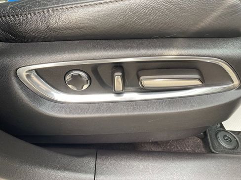 Used 2020 Acura MDX SH-AWD image 12