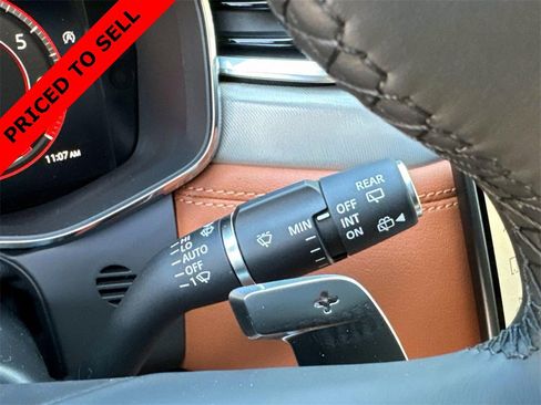 Used 2026 Jaguar F-PACE R-Dynamic S image 28