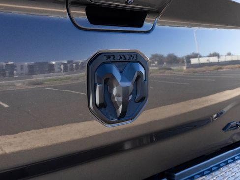 Used 2024 RAM 2500 Laramie w/ Night Edition image 68