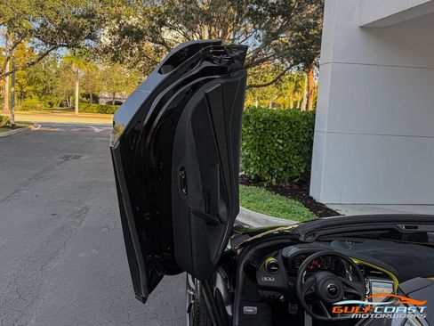 Used 2022 McLaren 720S Performance image 28