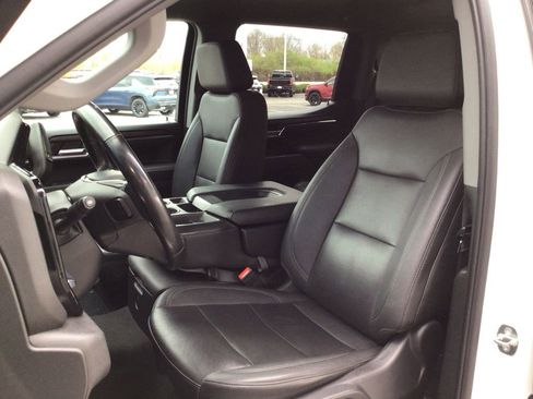 Used 2024 GMC Sierra 1500 SLT image 9