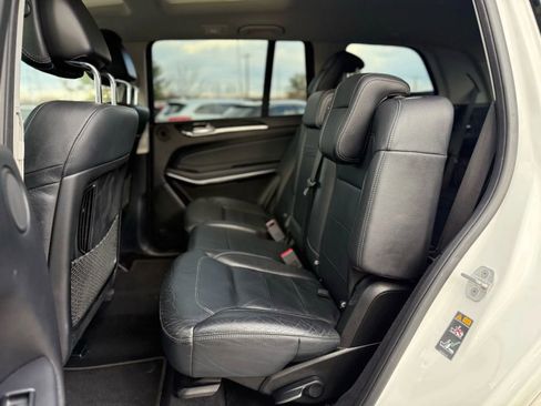 Used 2018 Mercedes-Benz GLS 550 4MATIC image 13