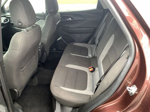 Used 2023 Chevrolet TrailBlazer LT image 30
