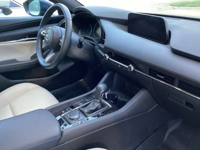Certified 2023 MAZDA MAZDA3 s FWD image 17
