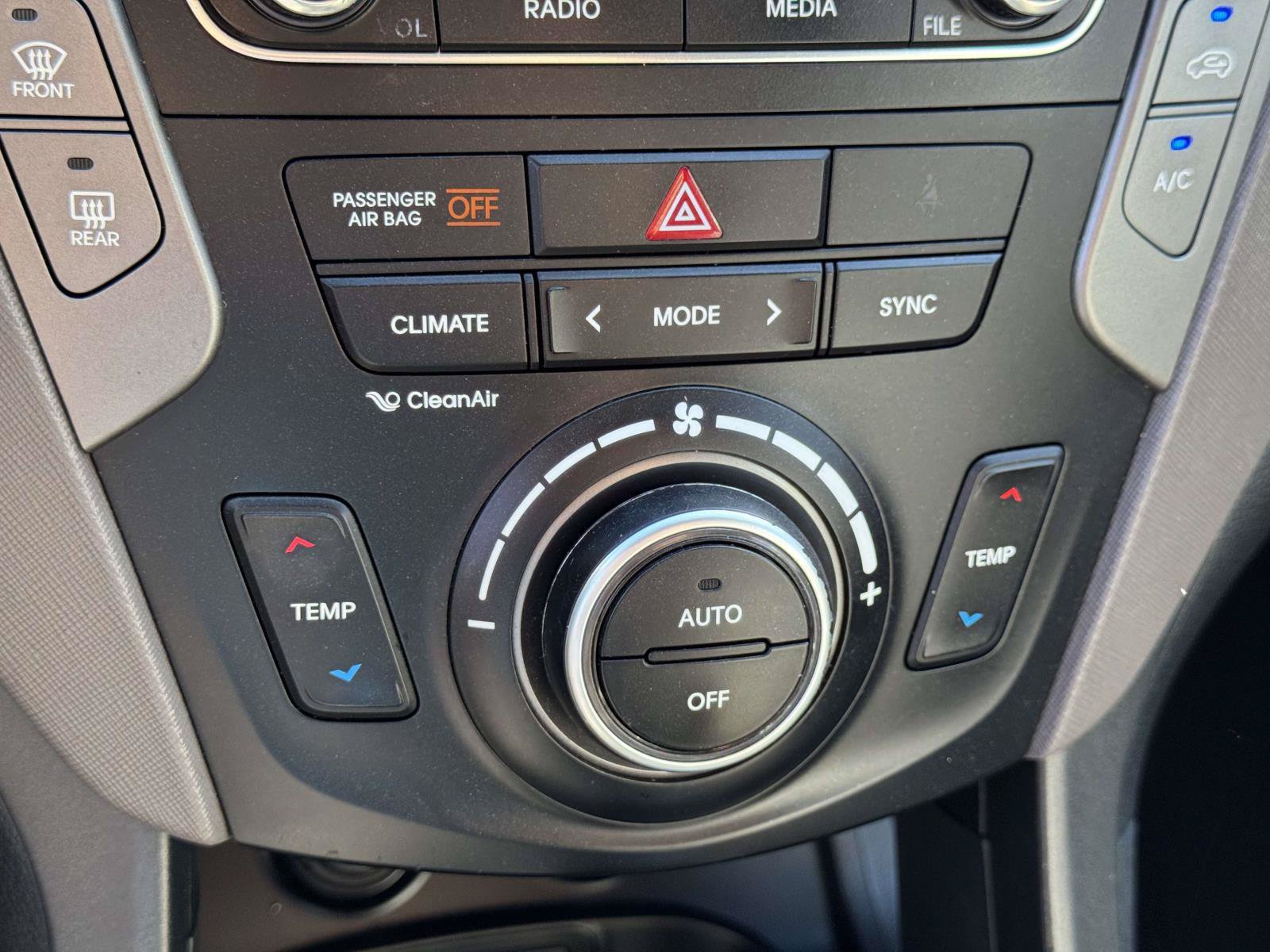 Used 2017 Hyundai Santa Fe Sport AWD/4WD image 27