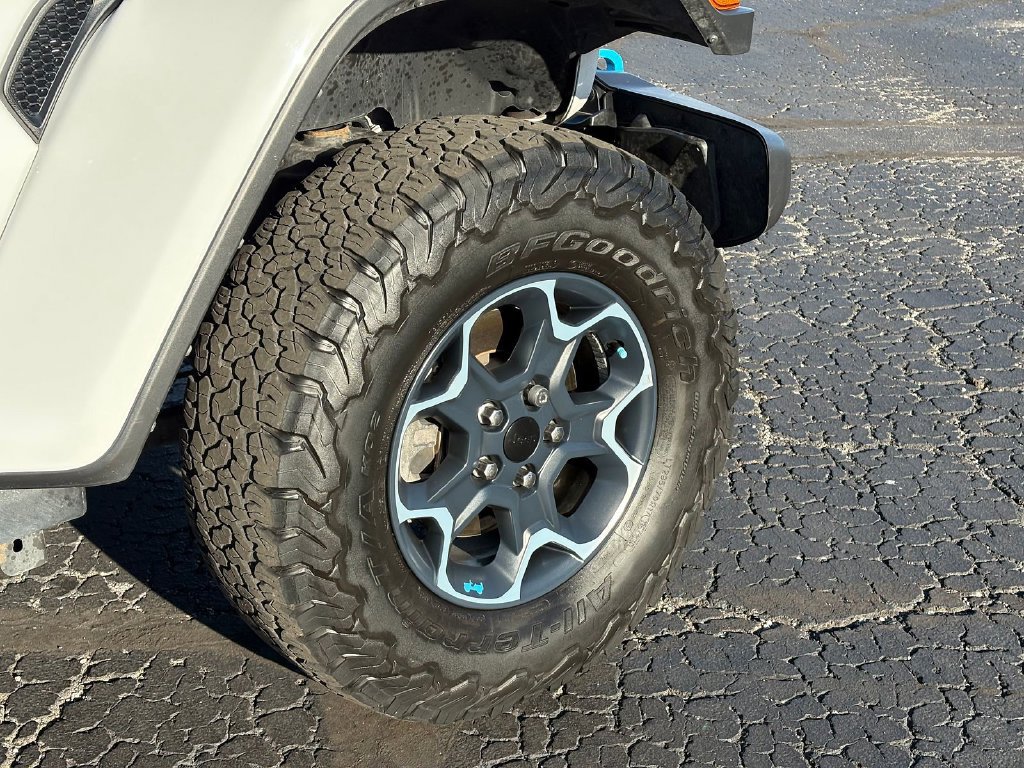 Used 2022 Jeep Wrangler Unlimited Rubicon 4xe w/ Cold Weather Group AWD/4WD image 9