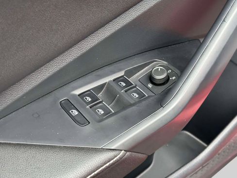 Used 2025 Volkswagen Jetta Sport FWD image 16