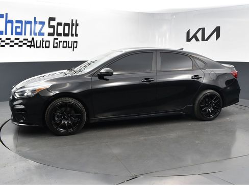 Certified 2021 Kia Forte GT image 2