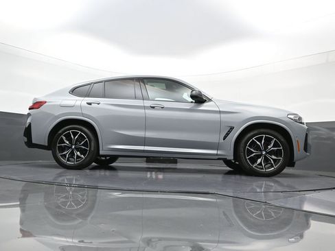Used 2025 BMW X4 M40i AWD/4WD image 29
