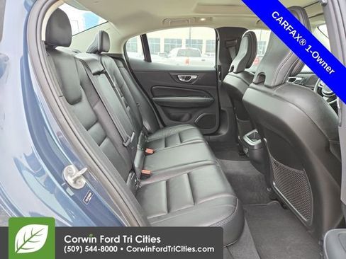 Used 2024 Volvo S60 B5 Plus image 31