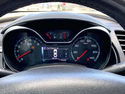 Used 2018 Chevrolet Impala Premier FWD image 25