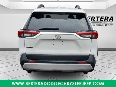 Used 2024 Toyota RAV4 Adventure image 5