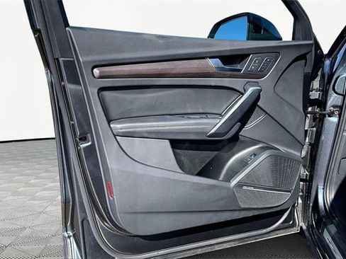 Used 2023 Audi Q5 2.0T Premium Plus w/ Premium Plus Package image 18