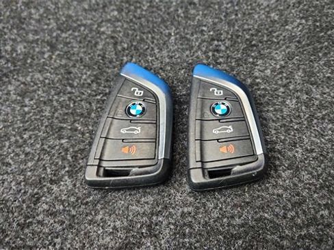 Used 2025 BMW 330i xDrive Sedan image 60