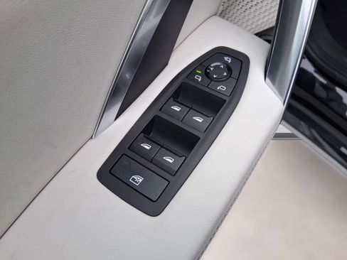 Used 2026 BMW X1 xDrive28i w/ Technology Package AWD/4WD image 19