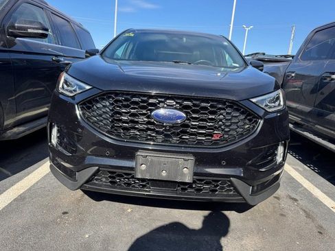 Used 2020 Ford Edge ST w/ Equipment Group 401A image 3