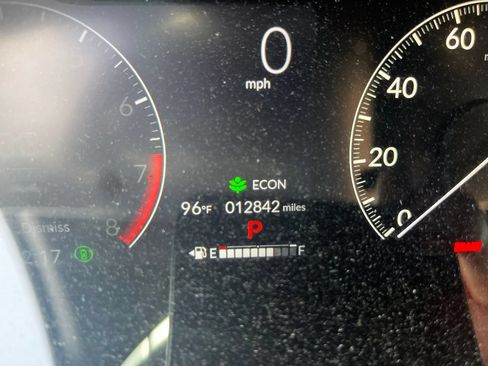 Used 2025 Honda HR-V Sport image 5