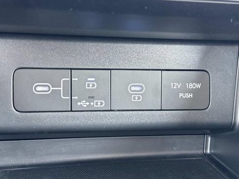 Used 2025 Hyundai Sonata SEL FWD image 28