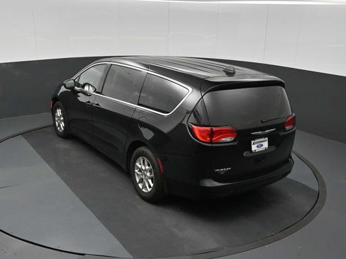 Used 2024 Chrysler Voyager LX FWD image 39