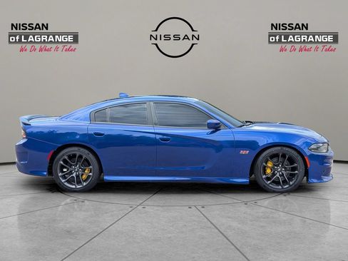 Used 2020 Dodge Charger Scat Pack w/ Plus Group RWD image 4
