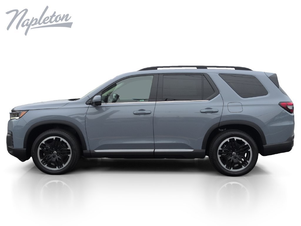 New 2026 Honda Pilot Touring image 2
