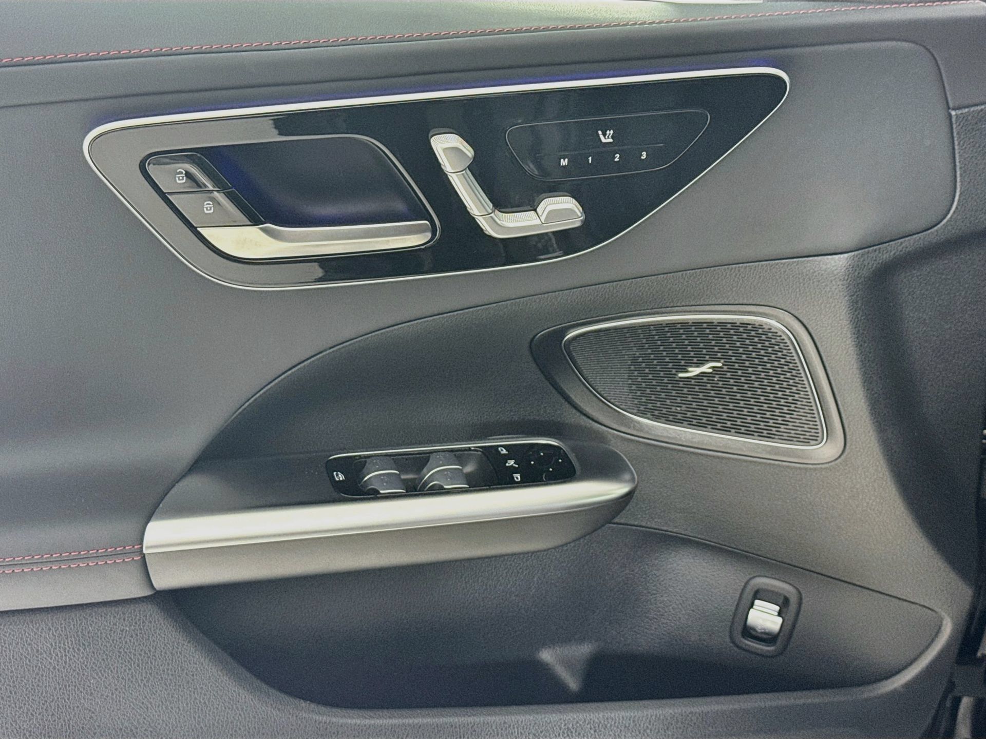 New 2026 Mercedes-Benz C 43 AMG 4MATIC Sedan image 19